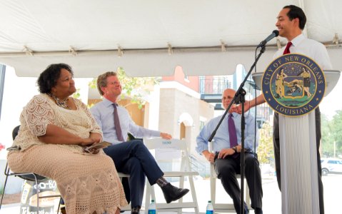 Secretary Castro Bienville Basin Community Ceremony (20854404799)