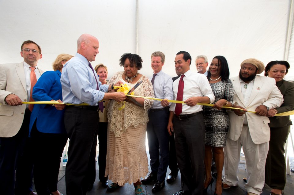 Secretary Castro Bienville Basin Community Ceremony (21031266602)