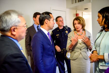 Secretary Castro in California for RAD Event (21573379323)