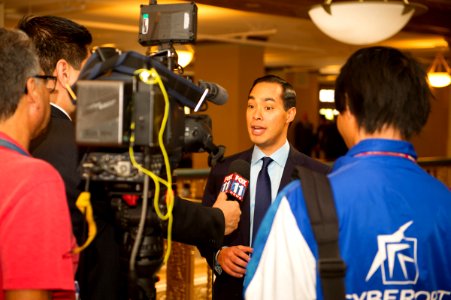 Secretary Castro in L.A. (15625815040)