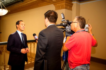 Secretary Castro in L.A. (15786996916)