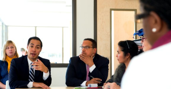 Secretary Castro in Minneapolis Minnesota (22099307024)