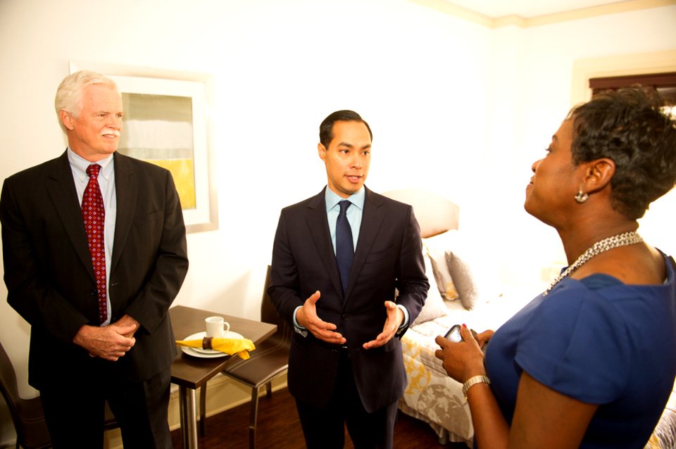 Secretary Castro in L.A. (15808777681)