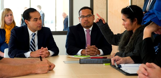 Secretary Castro in Minneapolis Minnesota (22534147640)