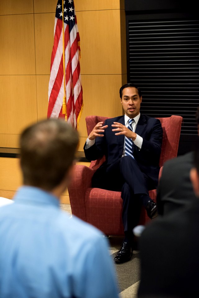 Secretary Castro in Minneapolis Minnesota (22696008366)