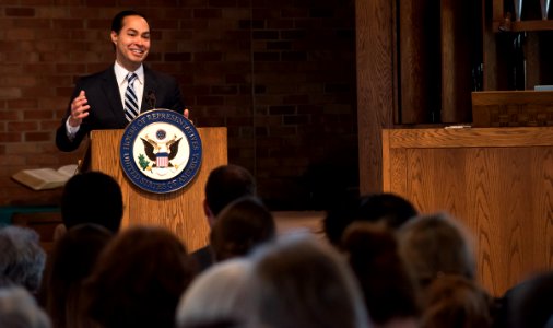 Secretary Castro in Minneapolis Minnesota (22696055656)