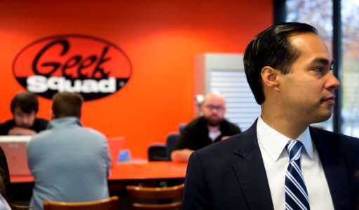 Secretary Castro in Minneapolis Minnesota (22708458382)
