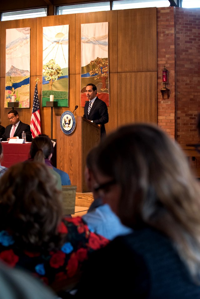 Secretary Castro in Minneapolis Minnesota (22733258571)