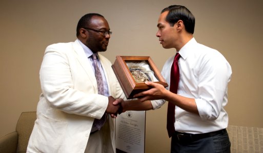 Secretary Castro New Orleans Field Office Visit (21007704366)
