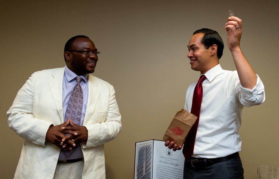 Secretary Castro New Orleans Field Office Visit (21024008362)