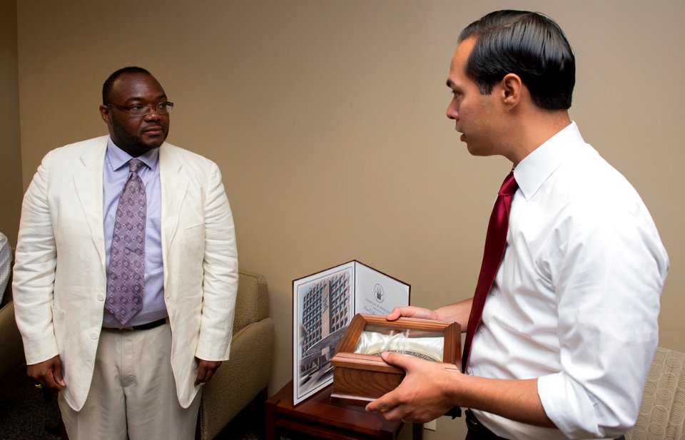 Secretary Castro New Orleans Field Office Visit (20847141169)
