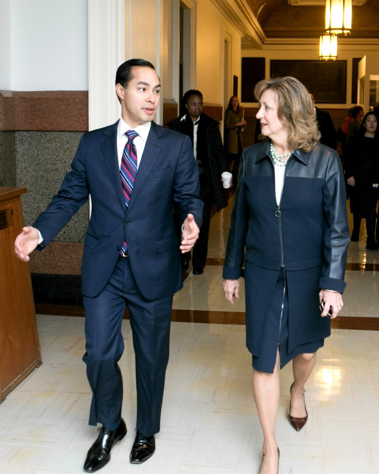 Secretary Castro Philadelphia Homelessness Announcement (23187877513)