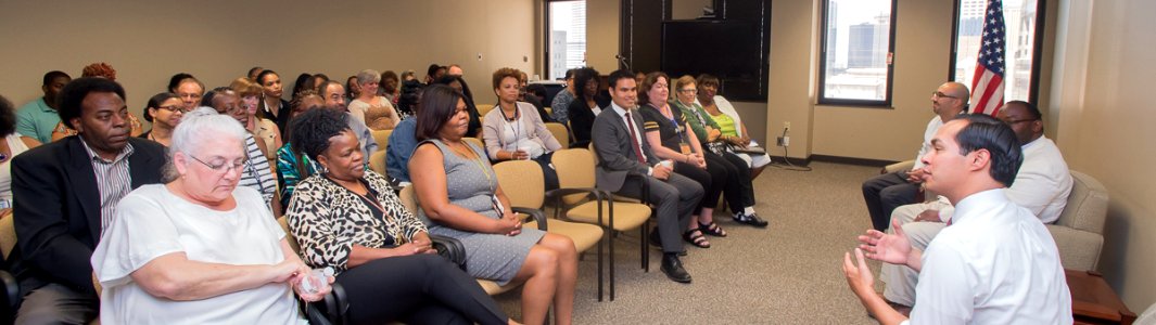 Secretary Castro New Orleans Field Office Visit (21033935795)