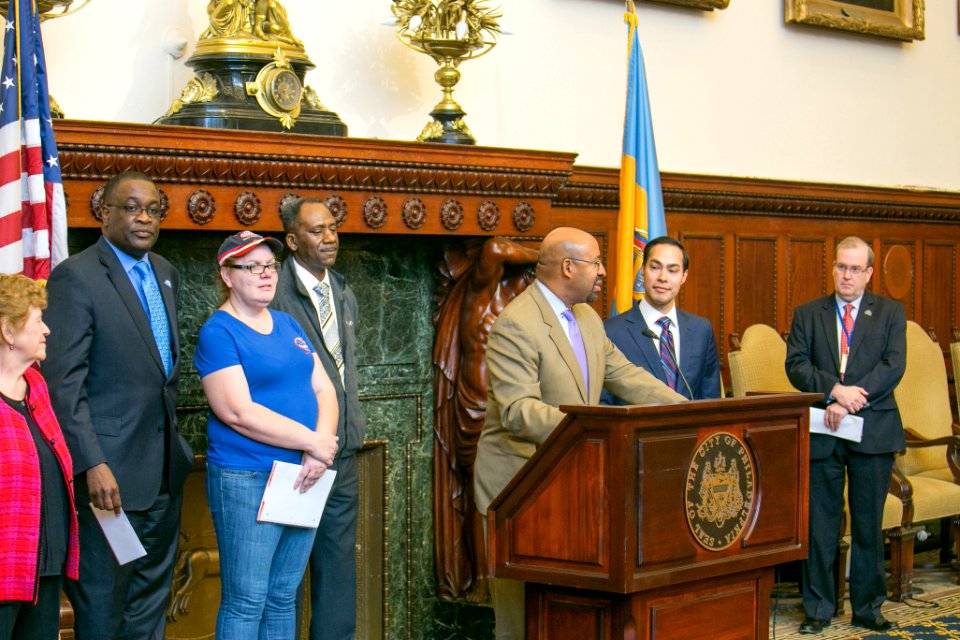 Secretary Castro Philadelphia Homelessness Announcement (23446731519)