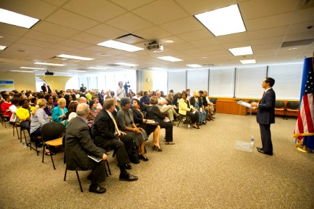 Secretary Castro Visit Atlanta RO (14996493750)