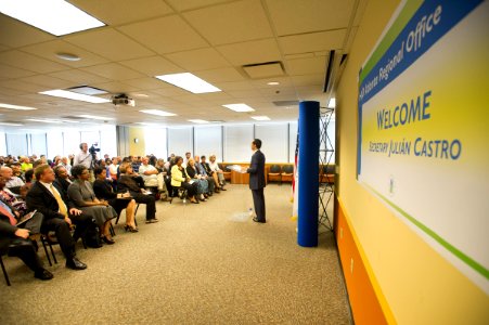 Secretary Castro Visit Atlanta RO (14996598907)