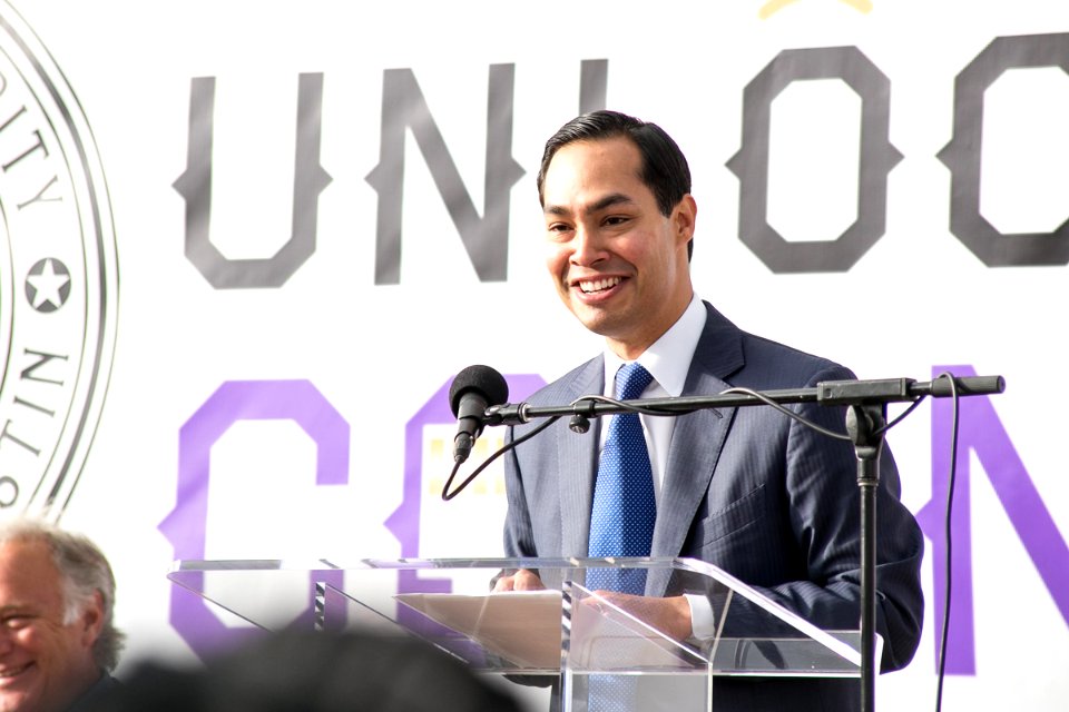 Secretary Castro Visits Austin, Texas (15222064714)