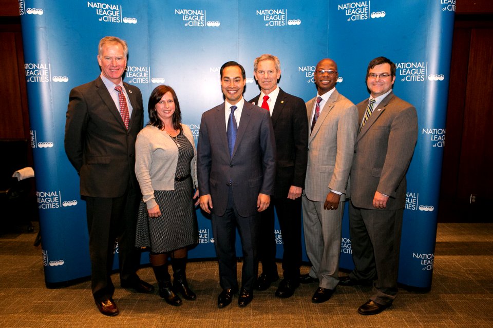 Secretary Castro Visits Austin, Texas (15222065954)