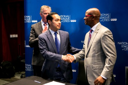 Secretary Castro Visits Austin, Texas (15222066064)