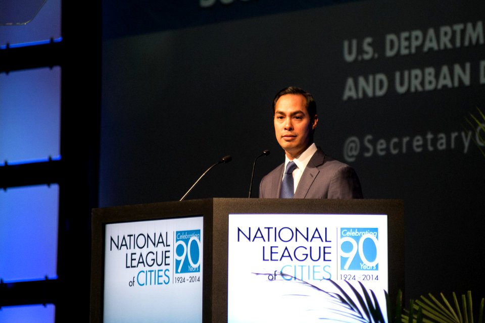 Secretary Castro Visits Austin, Texas (15656800058)