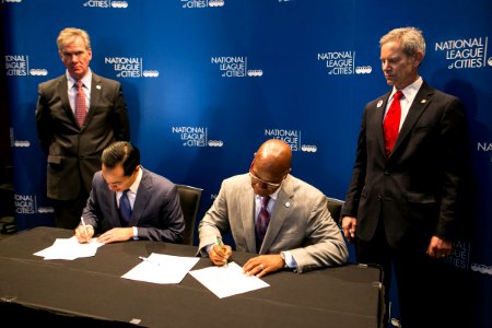 Secretary Castro Visits Austin, Texas (15658310489)