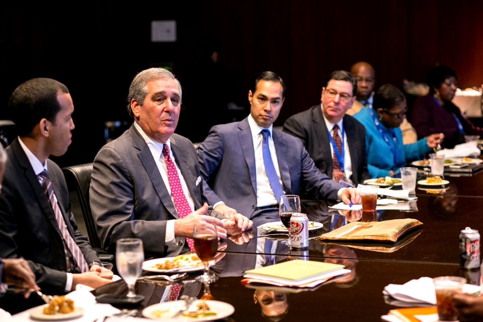 Secretary Castro Visits Austin, Texas (15842340001)
