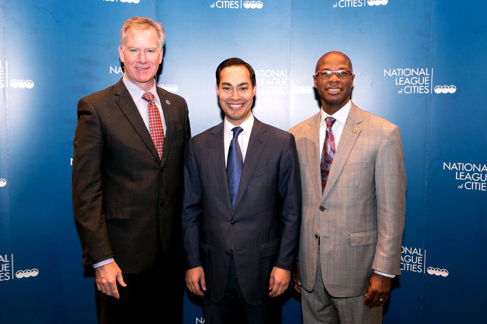 Secretary Castro Visits Austin, Texas (15844335555)