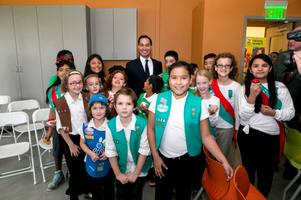 Secretary Castro Visits Austin-Day 2 (15661212879)