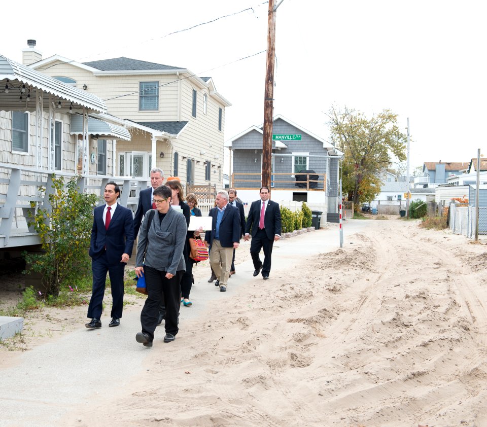 Secretary Castro Visits Breezy Point, New York (21925337194)