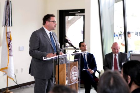 Secretary Castro Visits Austin-Day 2 (15659871980)