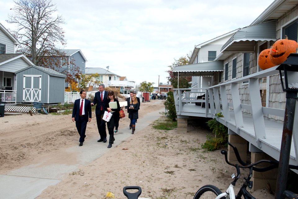 Secretary Castro Visits Breezy Point, New York (21926901543)