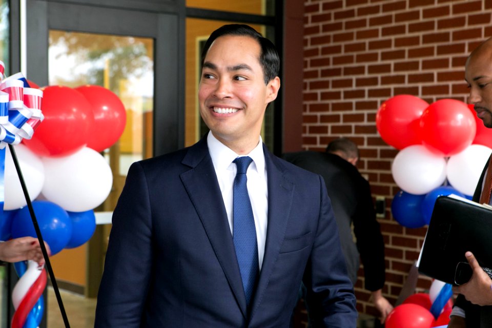 Secretary Castro Visits Austin-Day 2 (15846605552)