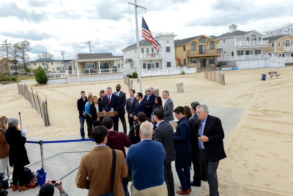 Secretary Castro Visits Breezy Point, New York (21926908213)