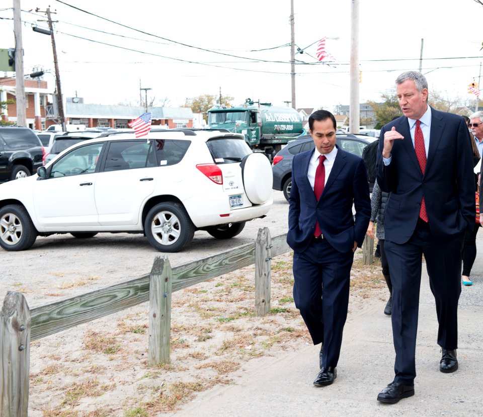 Secretary Castro Visits Breezy Point, New York (22361278519)