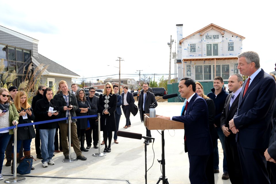 Secretary Castro Visits Breezy Point, New York (22361288769)