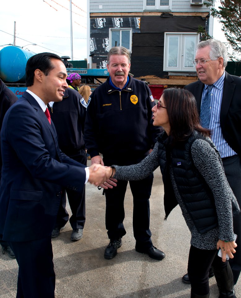 Secretary Castro Visits Breezy Point, New York (22559284471)