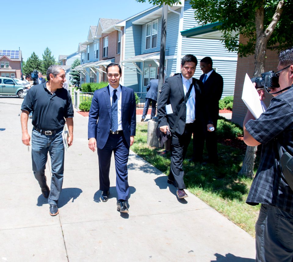 Secretary Castro Visits Denver, Co. (18519892519)