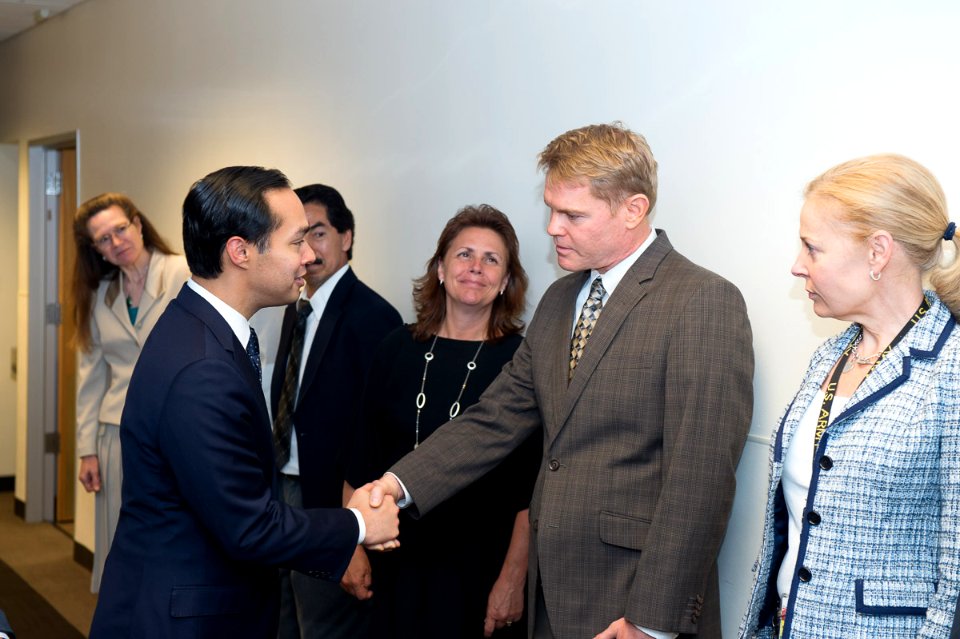 Secretary Castro Visits Denver, Co. (18701294192)