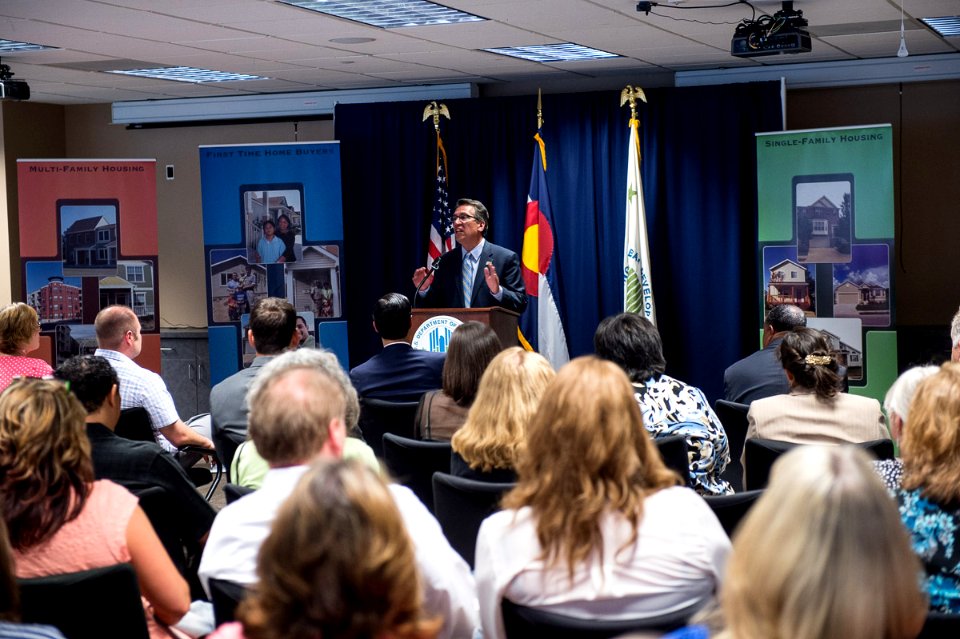 Secretary Castro Visits Denver, Co. (18701293502)