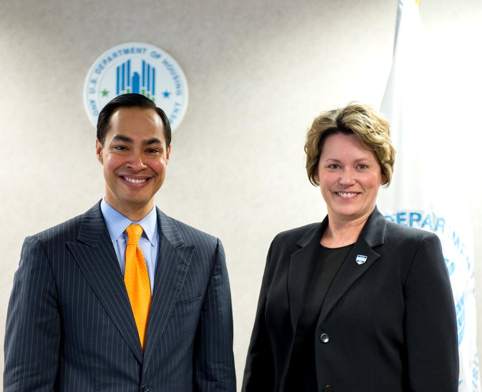 Secretary Castro Visits Kansas City Area (17722063184)