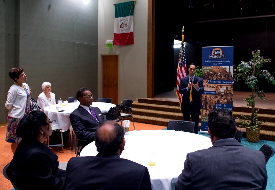Secretary Castro Visits Kansas City Area (17722052564)