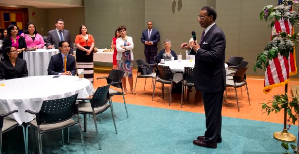 Secretary Castro Visits Kansas City Area (18156946510)