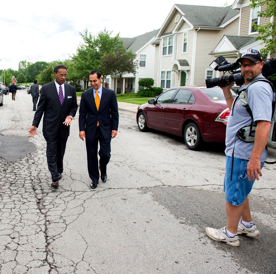 Secretary Castro Visits Kansas City Area (18318240296)
