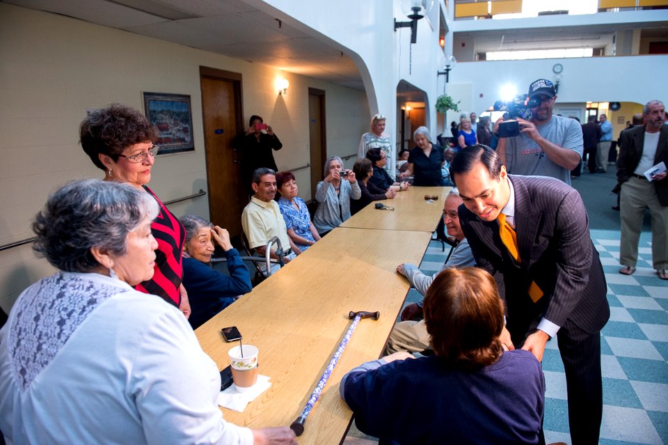 Secretary Castro Visits Kansas City Area (18318239566)
