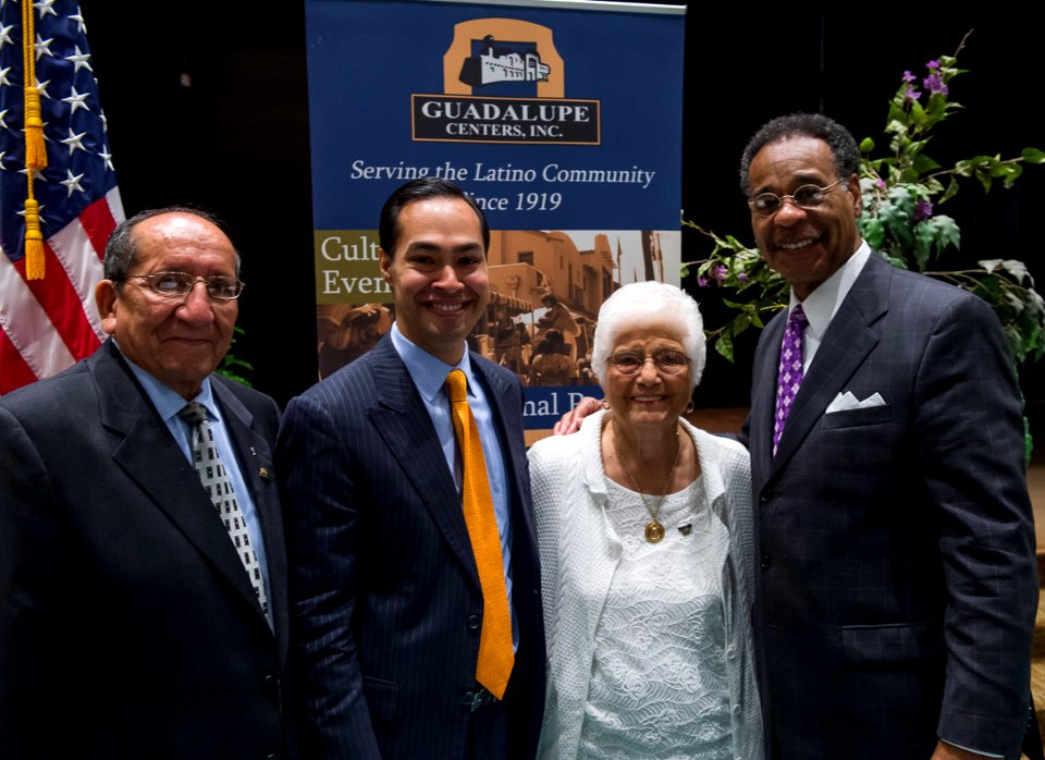 Secretary Castro Visits Kansas City Area (18340677122)