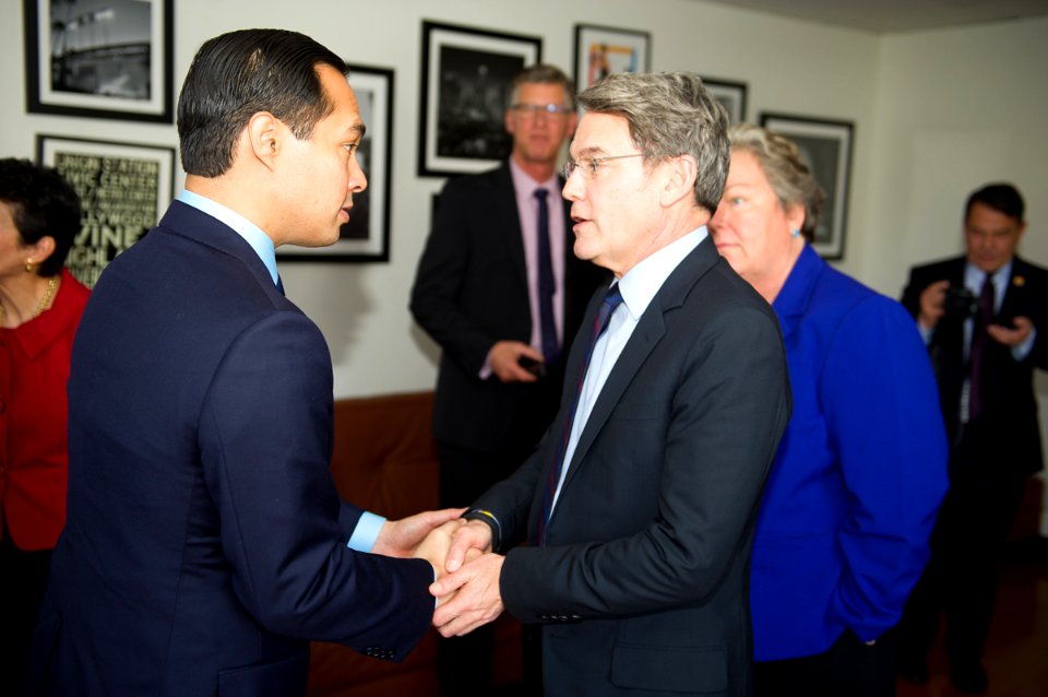 Secretary Castro Visits L.A. (15870558014)