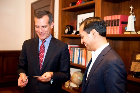 Secretary Castro Visits L.A. (16305640390)