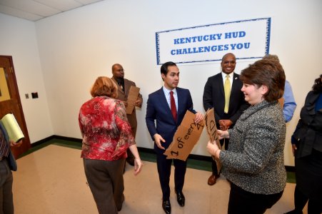 Secretary Castro Visits Louisville, KY (15725721004)