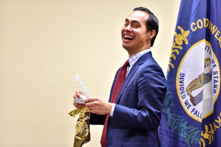 Secretary Castro Visits Louisville, KY (15728204663)