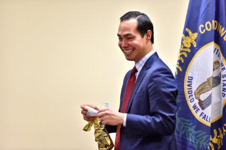Secretary Castro Visits Louisville, KY (15728204213)
